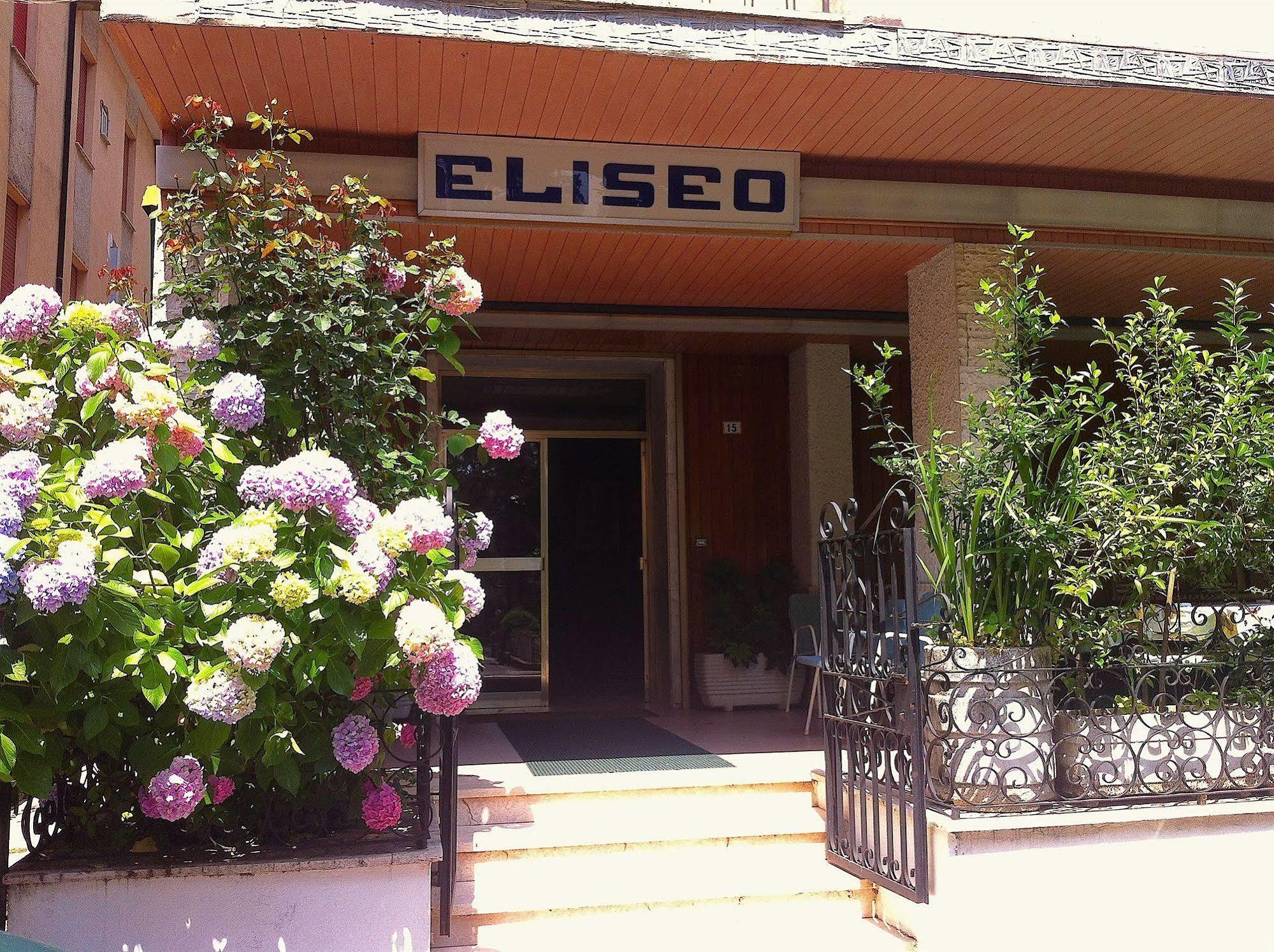 Hotel Eliseo Fiuggi Buitenkant foto